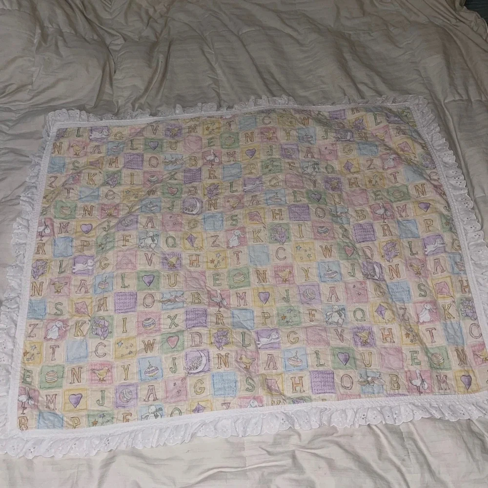 Vintage Pastel Baby Quilt Crib Blanket ABC‎ Blocks Animals Lace Trim Reversible